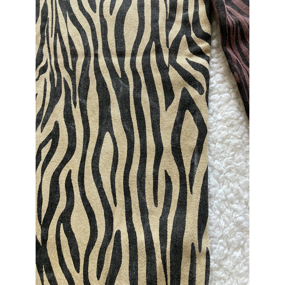 Bailey Rose women's zebra two tone brown/tan denim jeans, size large - Picture 7 of 9